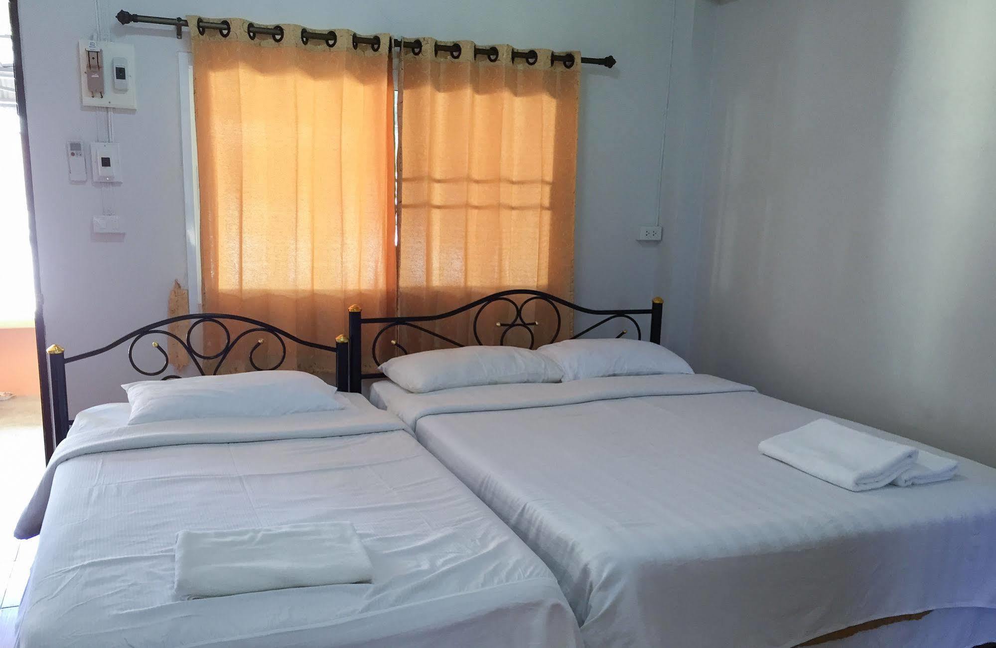 Baan Khue Wieng Resort Mae Sariang Zewnętrze zdjęcie