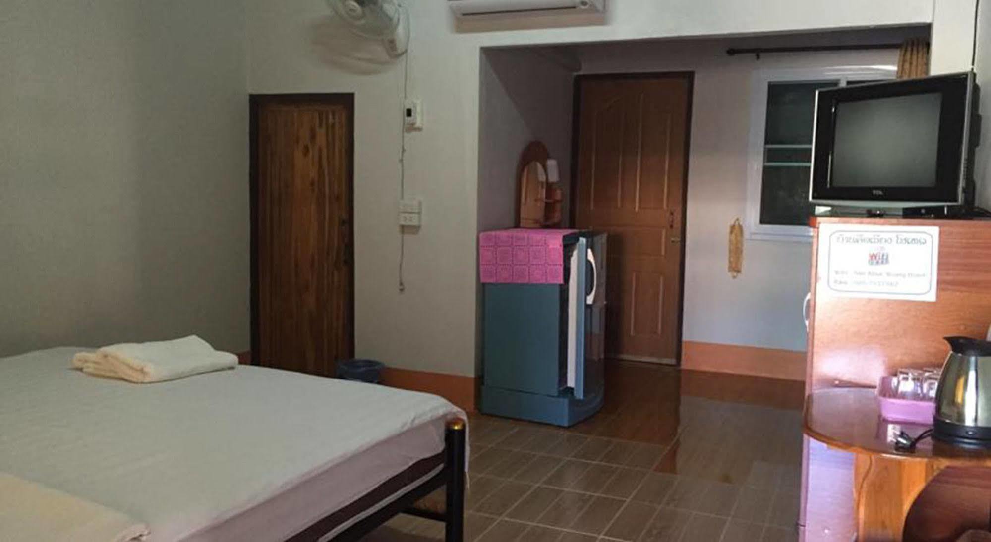 Baan Khue Wieng Resort Mae Sariang Zewnętrze zdjęcie