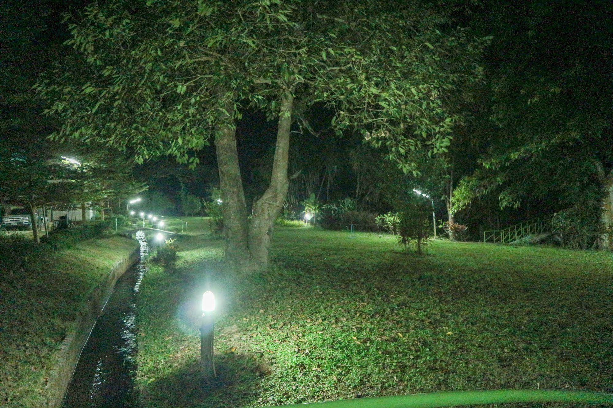 Baan Khue Wieng Resort Mae Sariang Zewnętrze zdjęcie